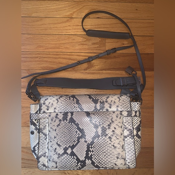 ZADIG AND VOLTAIRE HANDBAG OPTIMISTE REPTILE BEIGE - Picture 3 of 6